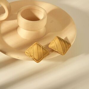 Retro Gold Tone Textured Square Stud Earrings Classic Chic Statement Bold